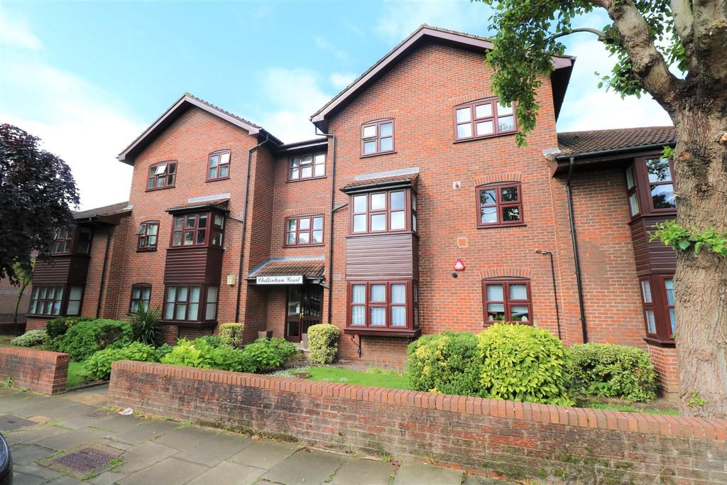 Marsh Lane, Stanmore 2 bed ground floor flat £1,650 pcm (£381 pw)