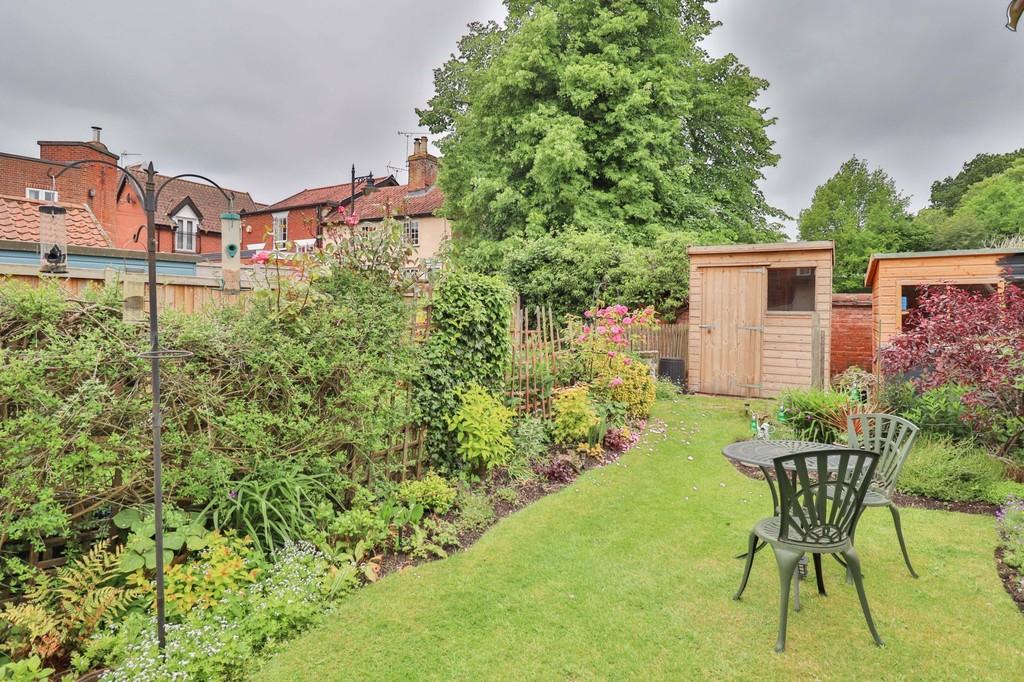 Mount Street, Diss 3 bed terraced house - £240,000