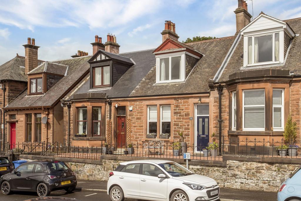 Academy Street, Bathgate 2 bed terraced house £184,000