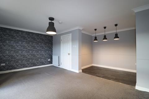 4 bedroom townhouse to rent, Springfield Court, Linlithgow