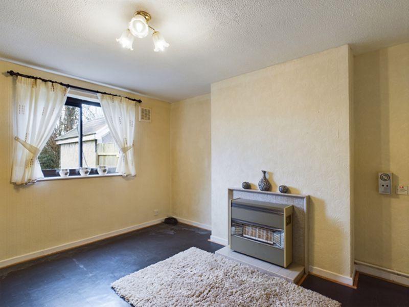 Cae Celyn, Brewery Road, Carmarthen 2 bed townhouse for sale £125,000
