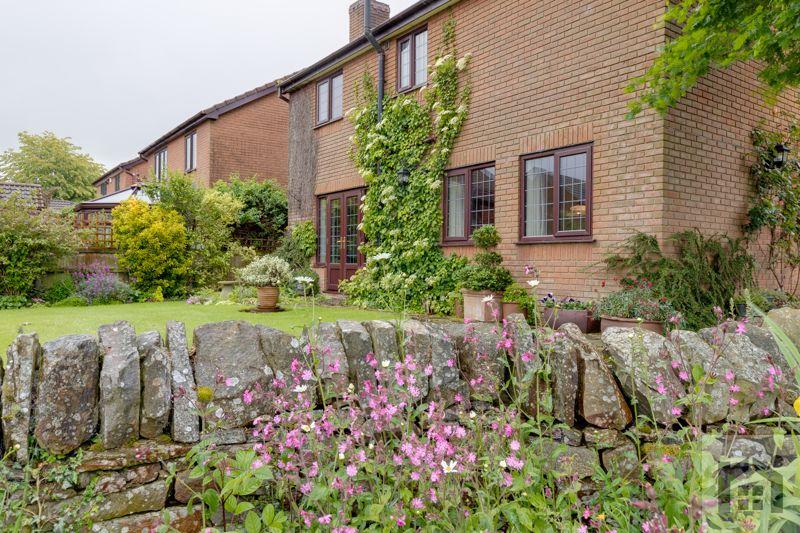 Dry stone walling