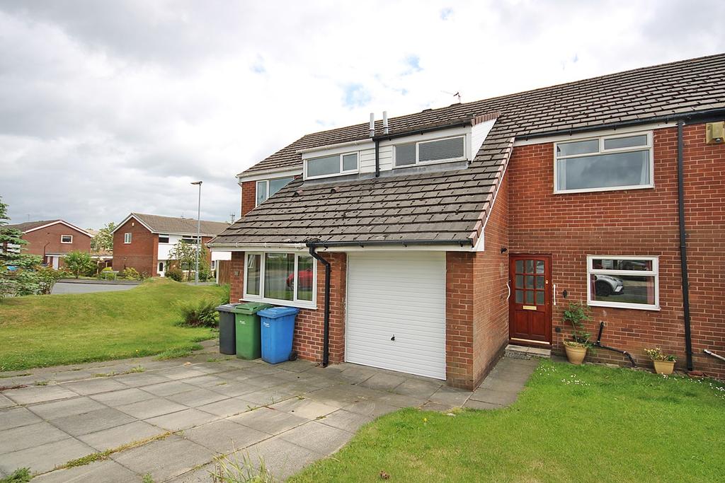 Mullion Grove, Padgate, Warrington, WA2 3 bed mews £850 pcm (£196 pw)