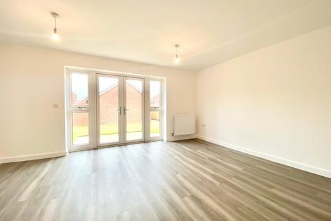 3 bedroom semi-detached house to rent, Goddard Crescent, Wokingham, Berkshire, RG40