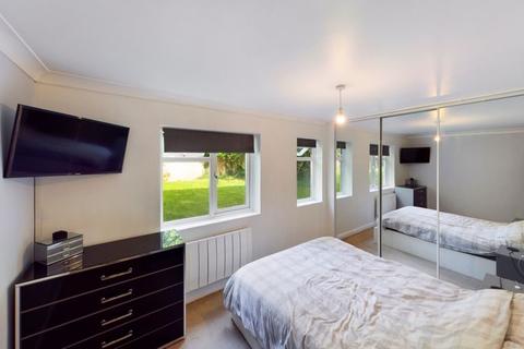 1 bedroom apartment for sale - Tadworth