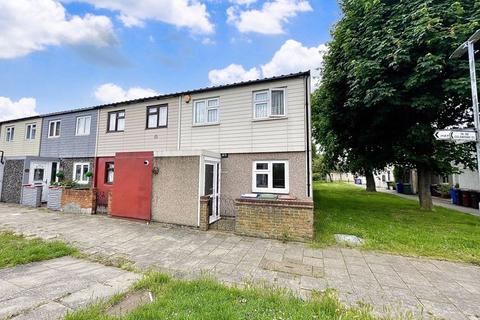 21 Mayflower Close, South Ockendon, RM15 6HZ