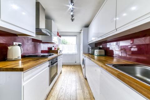 3 bedroom apartment for sale - Priory Crescent, London, SE19