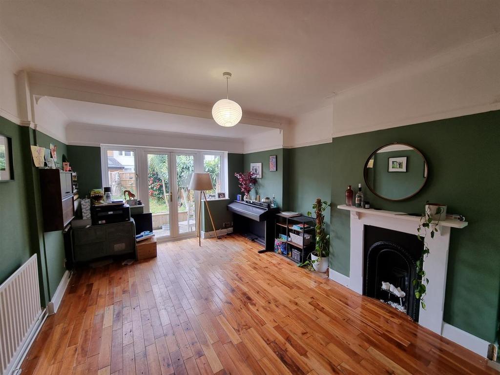 Spacious Reception Room