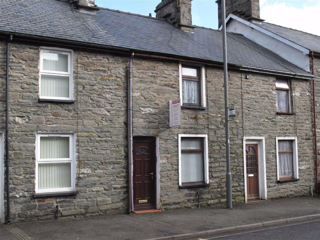 Manod Road, Blaenau Ffestiniog, Gwynedd 2 bed terraced house for sale