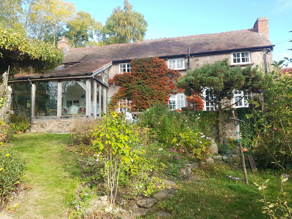 Dingley Dell, Shucknall Hill, Hereford, Herefordshire 3 bed detached