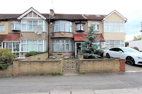 95 Ainslie Wood Road, London, E4 9BX
