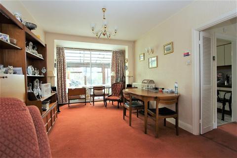 95 Ainslie Wood Road, London, E4 9BX