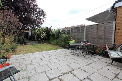 95 Ainslie Wood Road, London, E4 9BX