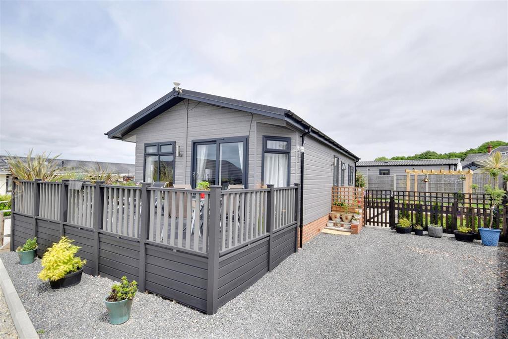 Rother Valley Leisure Park, Station... 2 bed park home £189,950