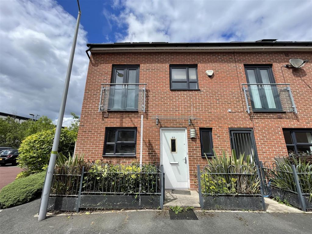 Kempster Gardens, New Broughton, Salford 4 bed end of terrace house £
