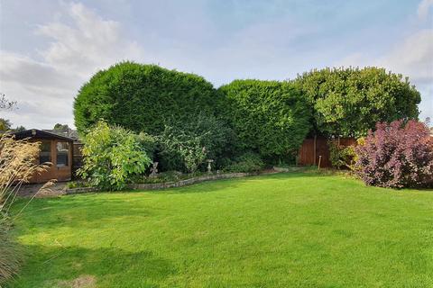 17 Ashdene Road, Bicester, OX26 2BH