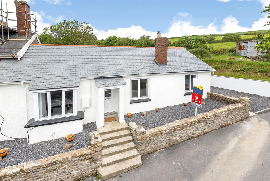 Lobb, Braunton 3 bed bungalow £399,950