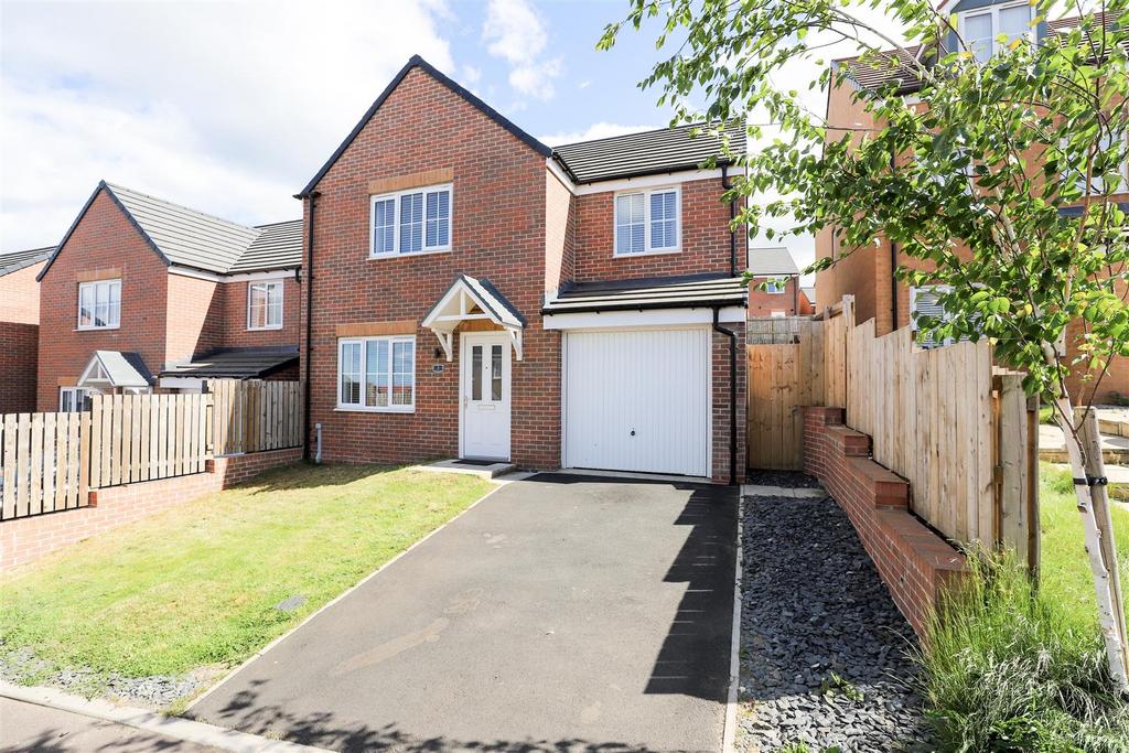 Wilshire Close, Ryhope, Sunderland 4 bed detached house £245,000