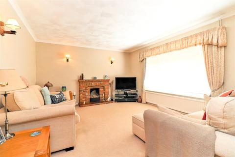 56 Castle Road, Hadleigh, Ipswich, IP7 6JW