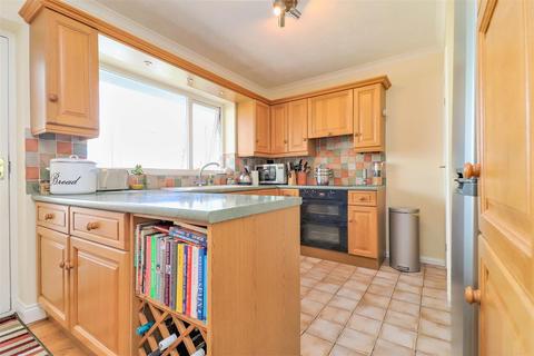 56 Castle Road, Hadleigh, Ipswich, IP7 6JW