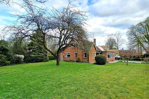 Old Paddock Bicester Road, Launton, Bicester, OX26 5DP