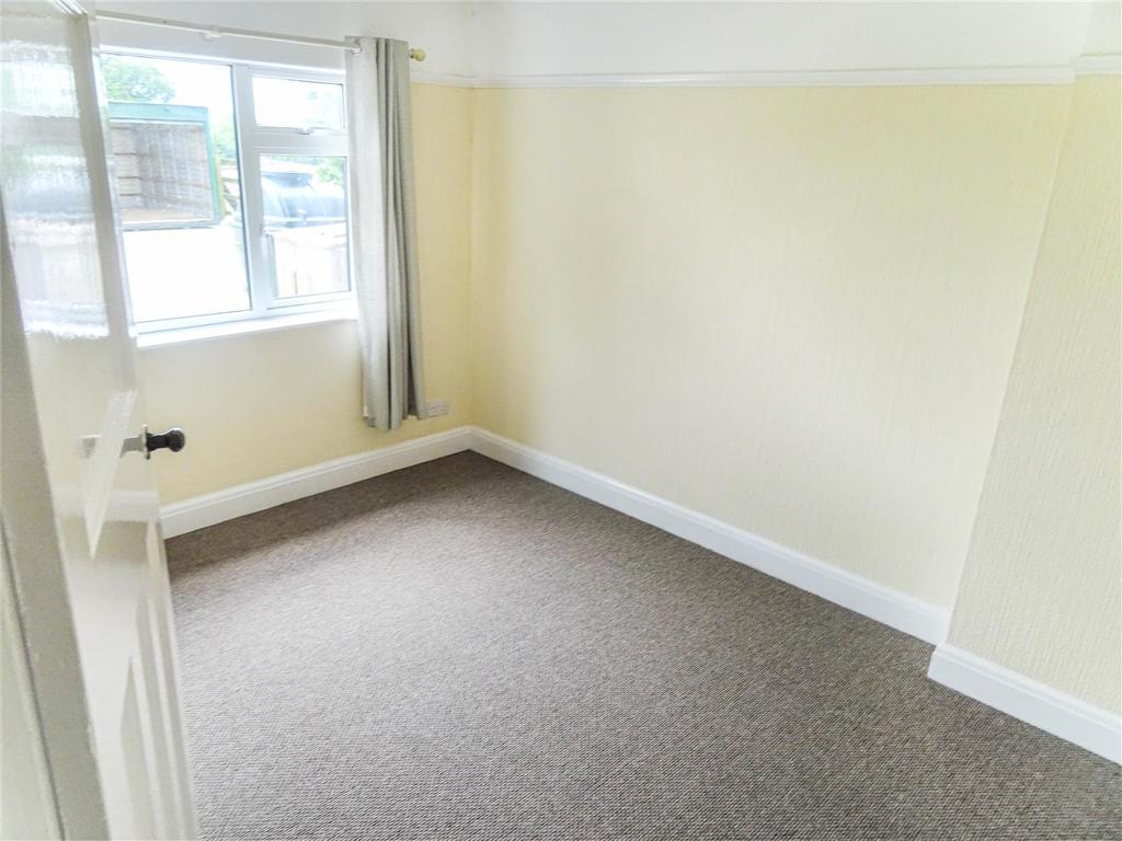 Withybrook Road, Bulkington, Bedworth 2 bed detached house £950 pcm