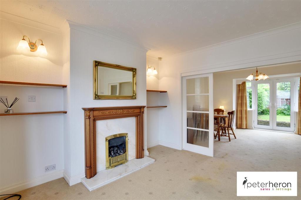 Hipsburn Drive, Barnes, Sunderland 3 bed semidetached house £180,000