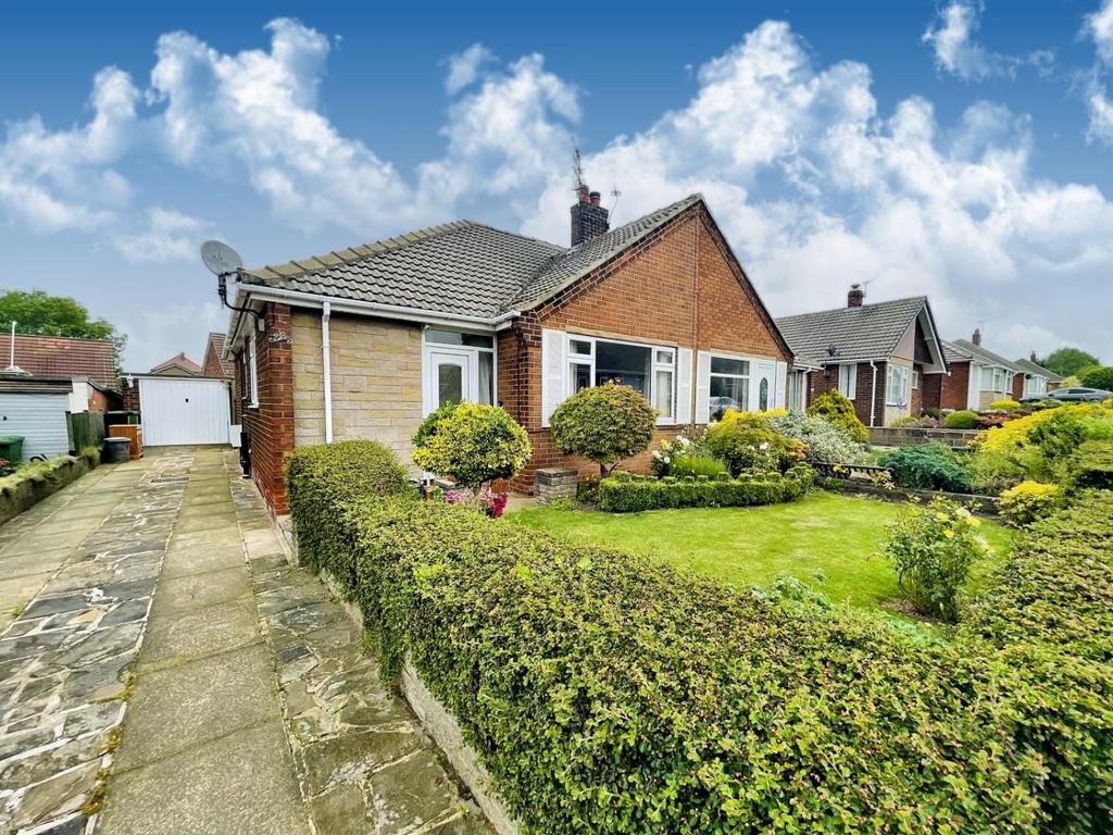 Ringway, Garforth, Leeds 2 bed semidetached bungalow £240,000