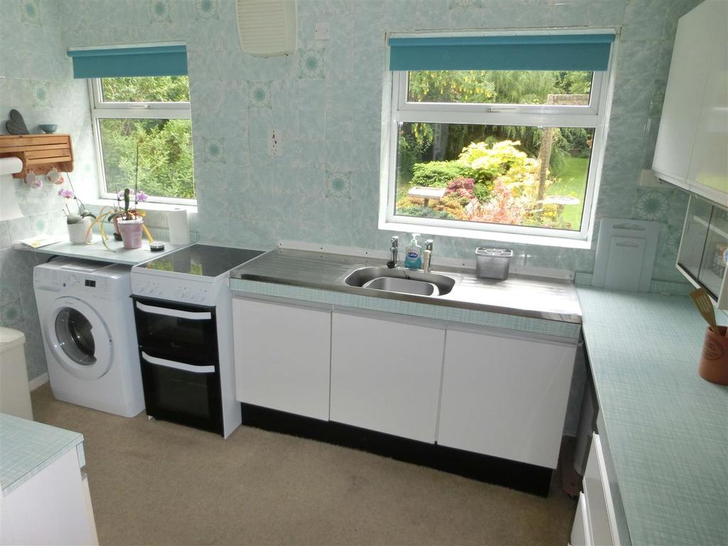 Extended kitchen diner