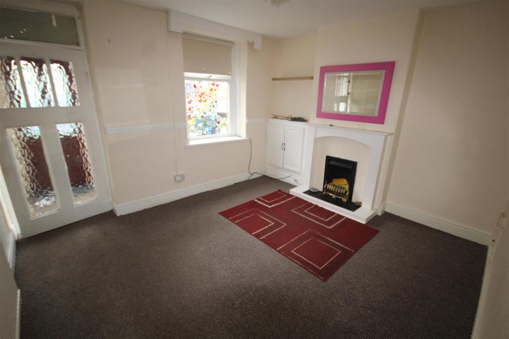 Llysfaen Road, Old Colwyn 2 bed house £119,500