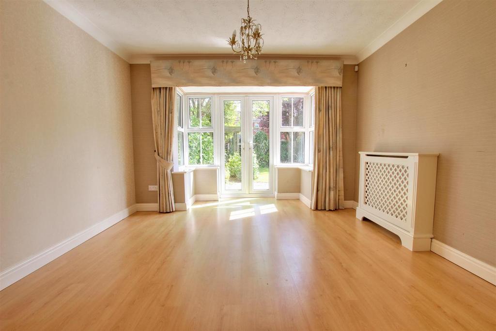 Carter Drive, Beverley 4 bed detached house £425,000