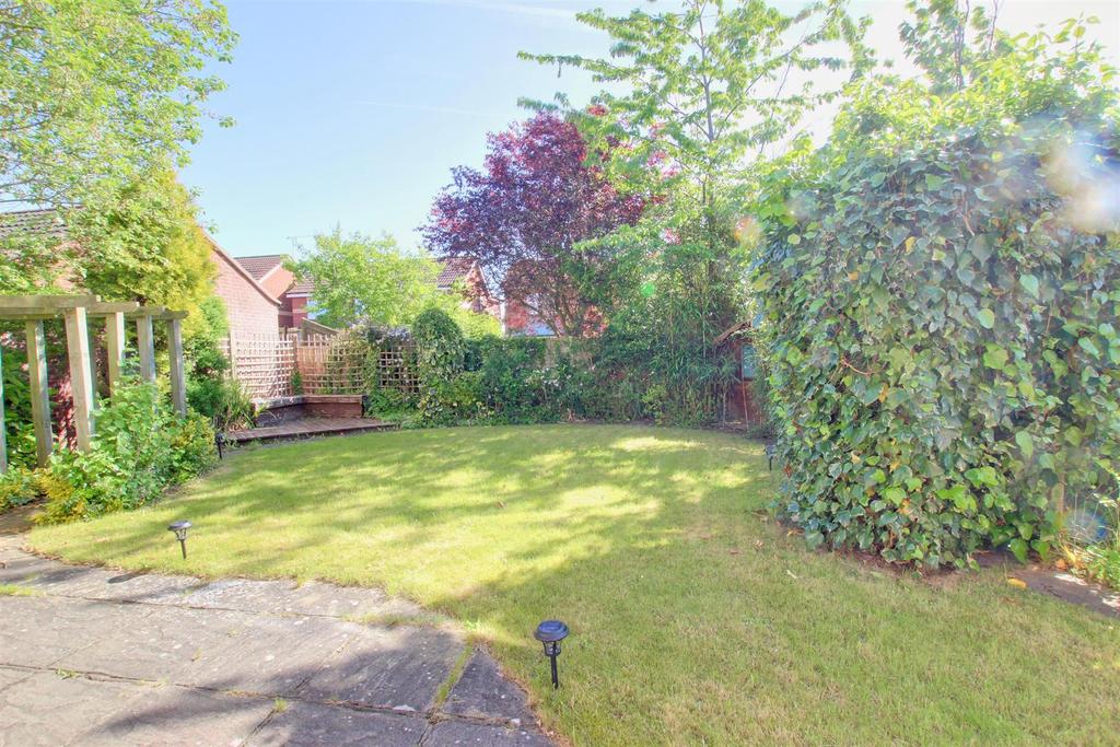 Carter Drive, Beverley 4 bed detached house £425,000
