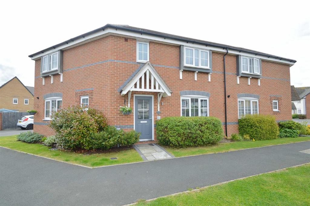 Red Deer Road, Radbrook, Shrewsbury 3 bed semidetached house £349,950