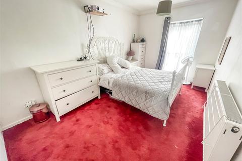 11 Abbotts Walk, Wolston, Coventry, CV8 3JS