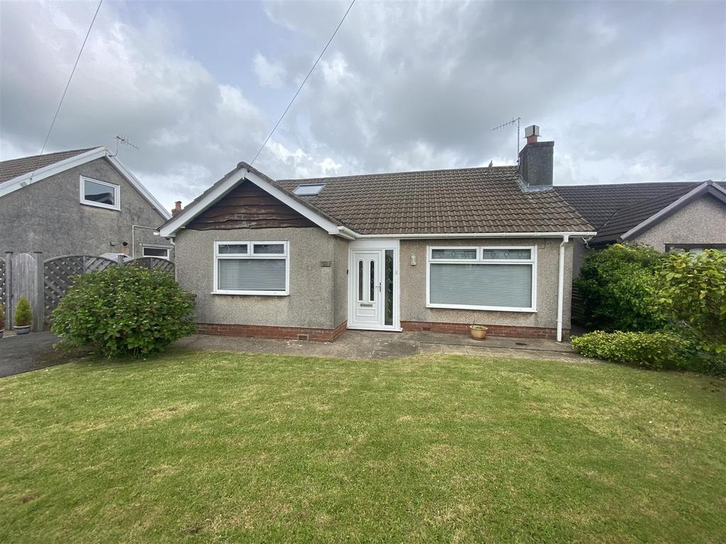 Long Acre, Murton, Swansea 4 bed detached bungalow £320,000