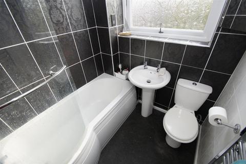 7 Cheviot Close, Horwich, Bolton, BL6 7DF