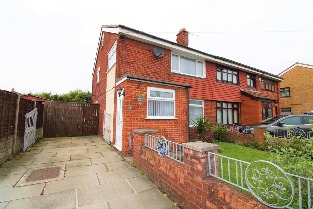 Buckfast Drive, Formby, Liverpool 3 bed semidetached house £235,000