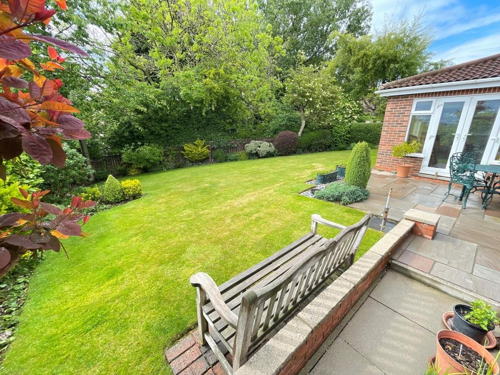 Millston Close, Naisberry Park... 4 bed detached house £330,000