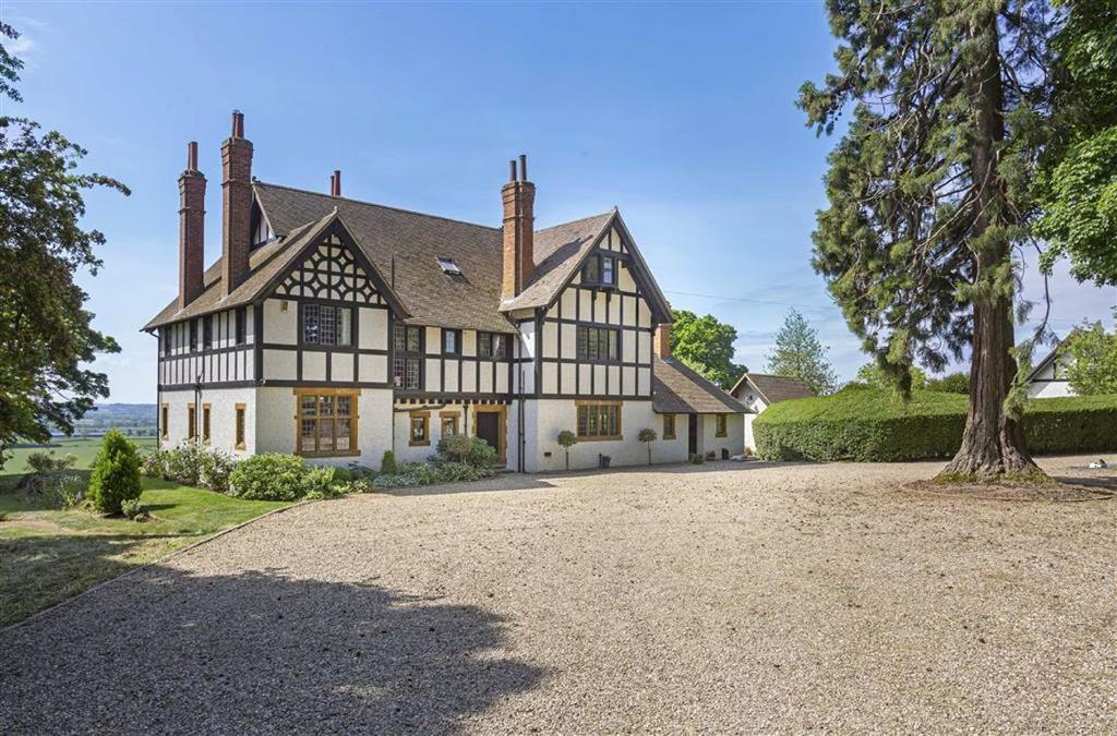 Little Brington 6 bed detached house £2,600,000