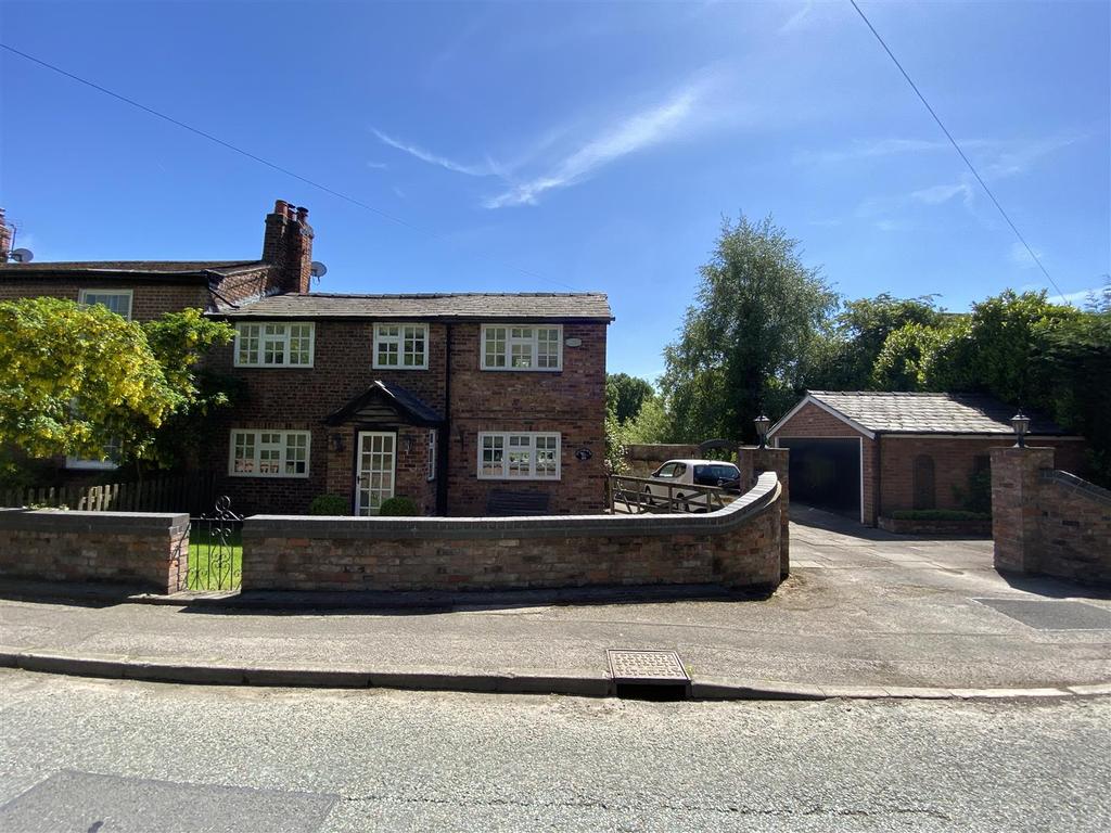Adlington Road, Wilmslow 2 bed cottage for sale £575,000