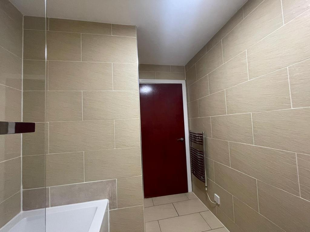 Thumbnail b0c23f62-e48a-458f-8483-e5523b6a0e89.jpg