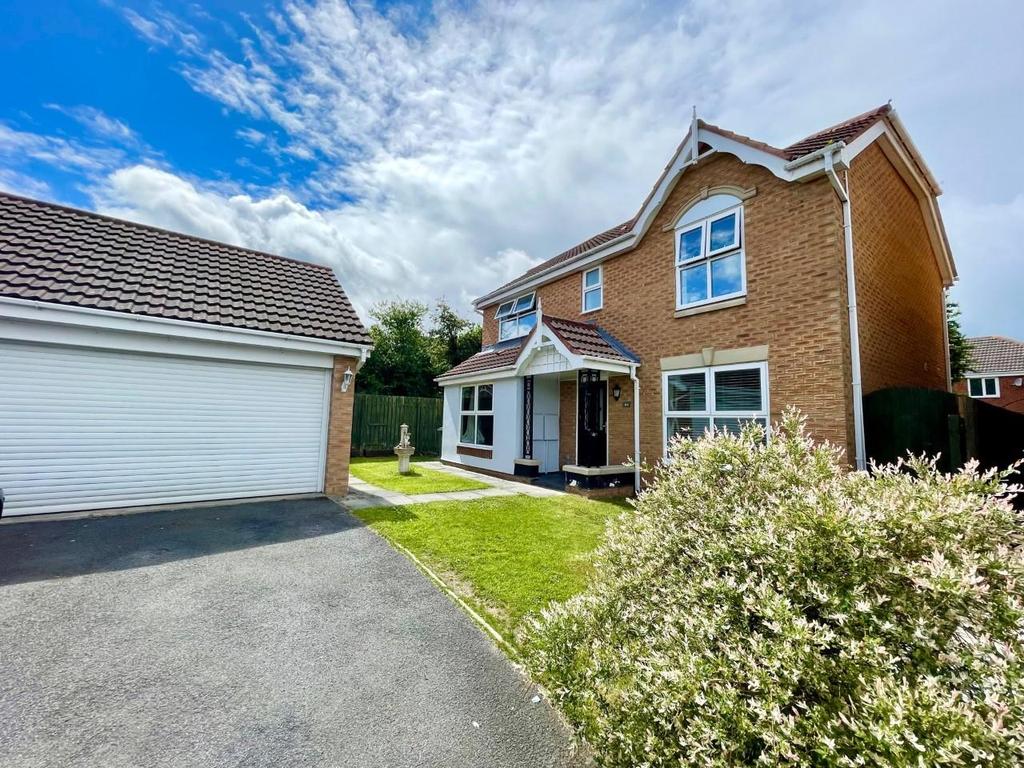 Hareshaw Close, Ingleby Barwick, 4 bed detached house £285,000