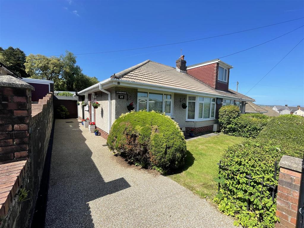 Dan Y Parc, Morriston, Swansea 2 bed semidetached bungalow £199,950