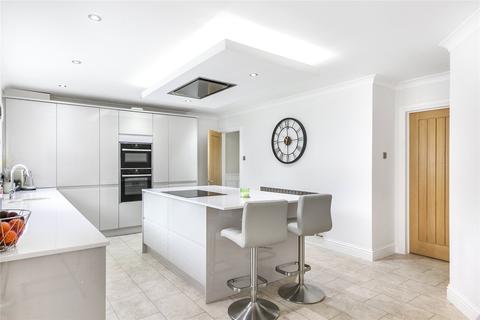 18 Poets Gate, Cheshunt, Waltham Cross, EN7 6SB