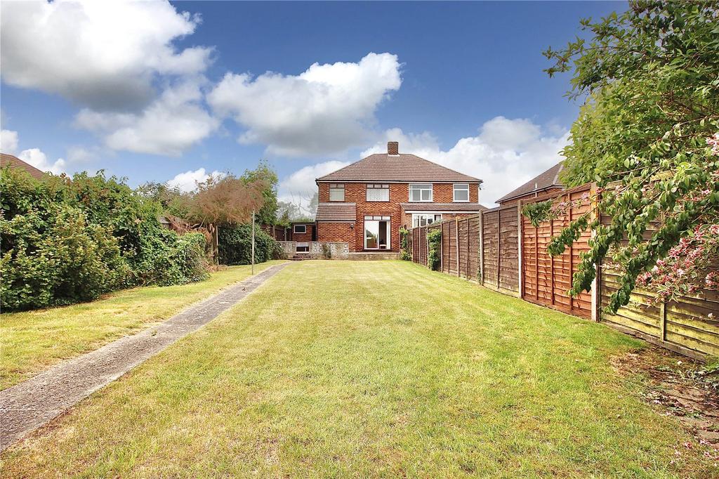 Tranmere Grove, Ipswich, Suffolk, IP1 3 bed semidetached house £280,000