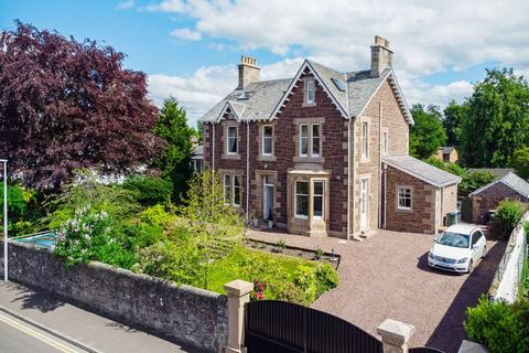 Thornhill Ferntower Road, Crieff, PH7 3BX