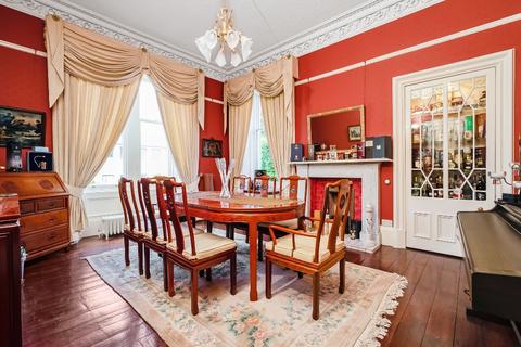 Thornhill Ferntower Road, Crieff, PH7 3BX