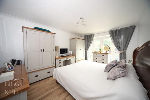 7 Alfriston Close, Luton, LU2 8QZ