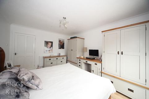 7 Alfriston Close, Luton, LU2 8QZ