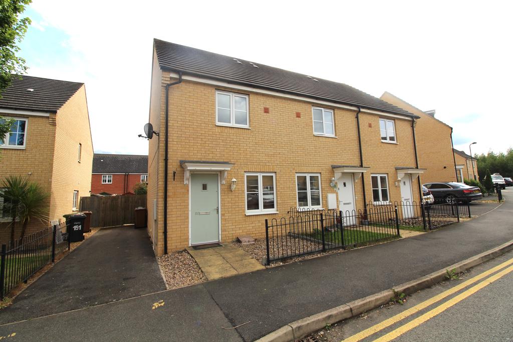Apollo Avenue, CARDEA, Peterborough, PE2 2 bed end of terrace house £895 pcm (£207 pw)